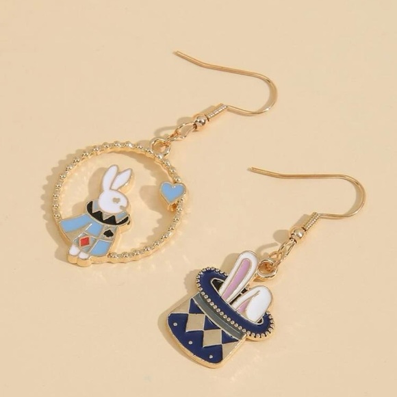 Disney Alice in Wonderland’s Rabbit Drop Earrings - Picture 3 of 7
